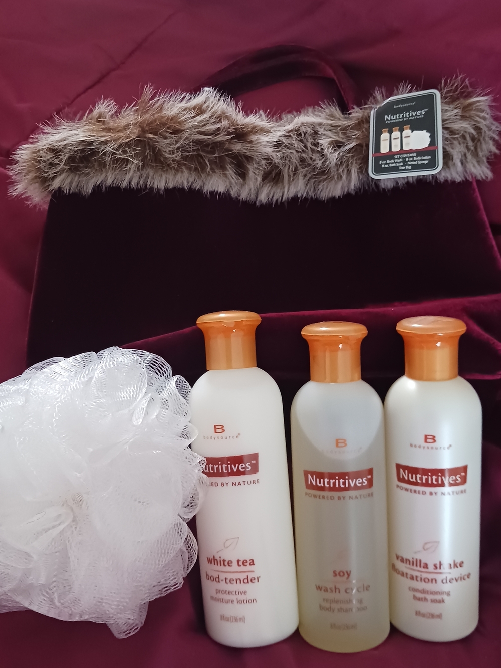 White Tea, Soy & Vanilla Shake Body Wash Trio - Cream/Orange With a Furry Bag